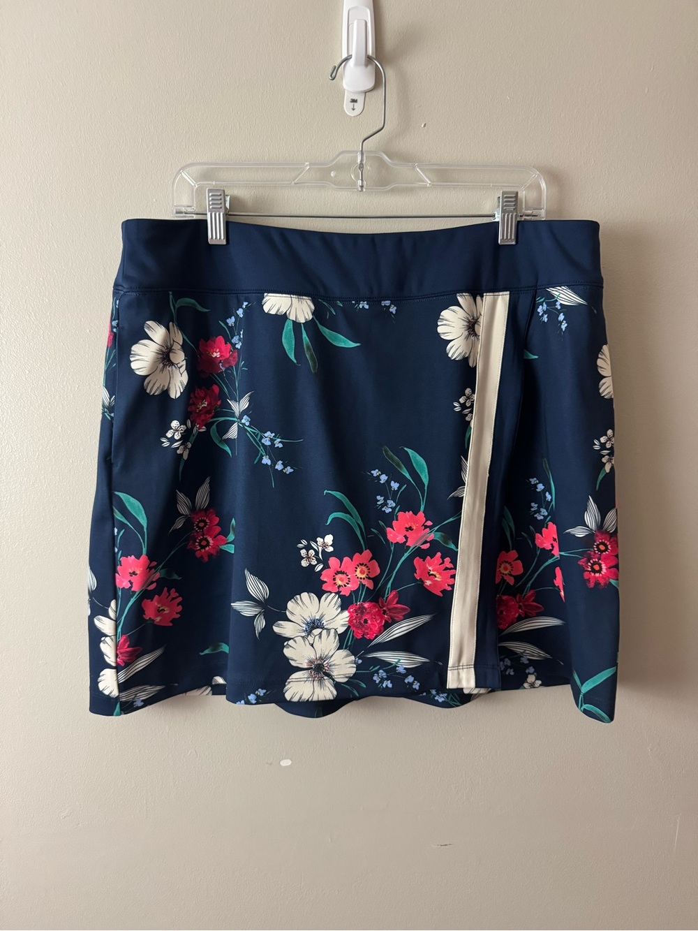 Lady Hagen Navy Floral A-Line Golf Skort XL